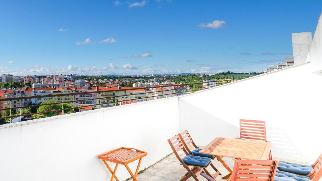 Lisbon Best Places - Rooftop Bagian luar foto